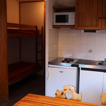 Parc - Pour 4 Personnes 73 Apartment Modane